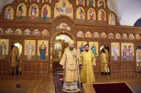 15-В Андреевском соборе торжественно встретили чтимую икону Божией Матери