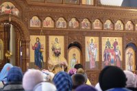 16-В Андреевском соборе торжественно встретили чтимую икону Божией Матери