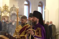6-Служение епископа Амфилохия в Неделю о мытаре и фарисее