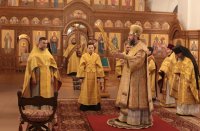 13-Архиепископ Амфилохий совершил Божественную Литургию в главном храме Восточного Казахстана