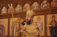 24-Архиепископ Амфилохий совершил Божественную Литургию в главном храме Восточного Казахстана