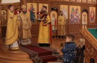 39-Архиепископ Амфилохий совершил Божественную Литургию в главном храме Восточного Казахстана