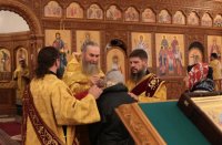 46-Архиепископ Амфилохий совершил Божественную Литургию в главном храме Восточного Казахстана