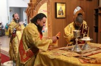 25-Божественная Литургия в день Происхождения Честных Древ Креста Господня в Андреевском кафедральном соборе