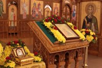 1-День памяти апостола Андрея Первозванного. Митрополит Александр возглавил Литургию в Андреевском кафедральном соборе Усть-Каменогорска