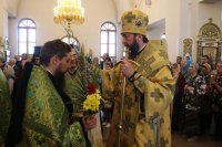 24-Вечернее богослужение в кафедральном соборе в канун праздника Входа Господня в Иерусалим