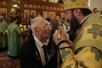 28-Вечернее богослужение в кафедральном соборе в канун праздника Входа Господня в Иерусалим