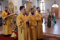 23-В день памяти святых Царственных мучеников архиепископ Амфилохий совершил Божественную Литургию в Андреевском кафедральном соборе