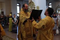 62-В день памяти святых Царственных мучеников архиепископ Амфилохий совершил Божественную Литургию в Андреевском кафедральном соборе