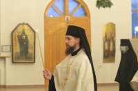 17-Епископ Амфилохий возглавил праздничные богослужения в канун Крещения Господня