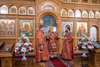 25-Епископ Амфилохий принял участие в торжествах в честь мученицы Агафии Панормской в Алма-Ате