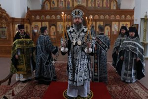 В Великую Среду епископ Амфилохий совершил последнюю в этом году Литургию Преждеосвященных Даров