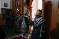 26-В Великую Среду епископ Амфилохий совершил последнюю в этом году Литургию Преждеосвященных Даров