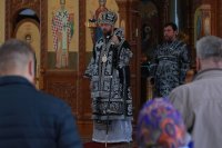30-В Великую Среду епископ Амфилохий совершил последнюю в этом году Литургию Преждеосвященных Даров