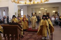 11-В праздник Всех Святых Управляющий Усть-Каменогорской и Семипалатинской епархией совершил Литургию в Андреевском кафедральном соборе г. Усть-Каменогорска