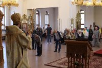 17-В праздник Всех Святых Управляющий Усть-Каменогорской и Семипалатинской епархией совершил Литургию в Андреевском кафедральном соборе г. Усть-Каменогорска