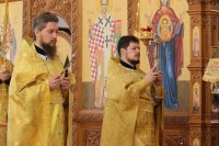 37-В праздник Всех Святых Управляющий Усть-Каменогорской и Семипалатинской епархией совершил Литургию в Андреевском кафедральном соборе г. Усть-Каменогорска