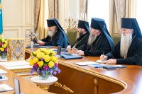 10-Архиепископ Усть-Каменогорский и Семипалатинский Амфилохий принял участие в заседании Синода Православной Церкви Казахстана в Алматы
