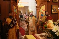 21-В Неделю 10-ю по Пятидесятнице архиепископ Амфилохий возглавил служение Божественной Литургии в главном храме Восточного Казахстана