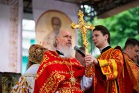 29-В праздник святителя Николая, архиепископа Мирликийского, управляющий Усть-Каменогорской и Семипалатинской епархией принял участие в торжестве, посвящённом принесению в Южную столицу Казахстана чудотворной иконы Божией Матери "Одигитрия-Полонская"