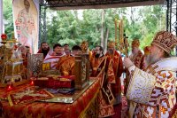 31-В праздник святителя Николая, архиепископа Мирликийского, управляющий Усть-Каменогорской и Семипалатинской епархией принял участие в торжестве, посвящённом принесению в Южную столицу Казахстана чудотворной иконы Божией Матери "Одигитрия-Полонская"