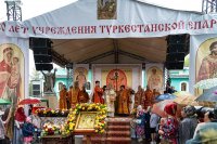 33-В праздник святителя Николая, архиепископа Мирликийского, управляющий Усть-Каменогорской и Семипалатинской епархией принял участие в торжестве, посвящённом принесению в Южную столицу Казахстана чудотворной иконы Божией Матери "Одигитрия-Полонская"