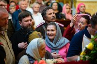 36-В праздник святителя Николая, архиепископа Мирликийского, управляющий Усть-Каменогорской и Семипалатинской епархией принял участие в торжестве, посвящённом принесению в Южную столицу Казахстана чудотворной иконы Божией Матери "Одигитрия-Полонская"