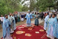 23-В десятую годовщину возобновления паломничества архиепископ Амфилохий возглавил служение Божественной Литургии на Святом ключе близ Семипалатинска