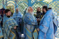 78-В десятую годовщину возобновления паломничества архиепископ Амфилохий возглавил служение Божественной Литургии на Святом ключе близ Семипалатинска