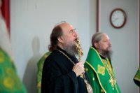 2-Управляющий Усть-Каменогорской и Семипалатинской епархии сослужил Главе Православной Церкви Казахстана за воскресной Литургией в Александро-Невском соборе Алма-Аты