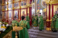 16-Управляющий Усть-Каменогорской и Семипалатинской епархии сослужил Главе Православной Церкви Казахстана за воскресной Литургией в Александро-Невском соборе Алма-Аты