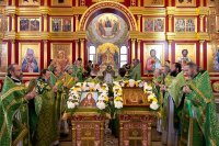 20-Управляющий Усть-Каменогорской и Семипалатинской епархии сослужил Главе Православной Церкви Казахстана за воскресной Литургией в Александро-Невском соборе Алма-Аты