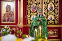 29-Управляющий Усть-Каменогорской и Семипалатинской епархии сослужил Главе Православной Церкви Казахстана за воскресной Литургией в Александро-Невском соборе Алма-Аты