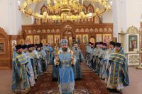 28-В день празднования Иверской иконы Божией Матери в Андреевском кафедральном соборе молитвенно отметили 10-летие учреждения  Усть-Каменогорской и Семипалатинской епархии