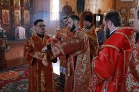 6-Божественная Литургия в Покровском храме Усть-Каменогорска в Светлый Понедельник