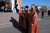 2-В Андреевском кафедральном соборе совершена Пасхальная вечерня