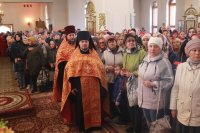6-В Андреевском кафедральном соборе совершена Пасхальная вечерня