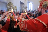 17-В Андреевском кафедральном соборе совершена Пасхальная вечерня