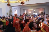 24-В Андреевском кафедральном соборе совершена Пасхальная вечерня