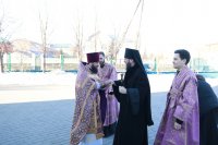 4-Епископ Амфилохий возглавил богослужения поминальной субботы в главном храме Семипалатинска