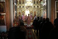 16-Епископ Амфилохий возглавил богослужения поминальной субботы в главном храме Семипалатинска