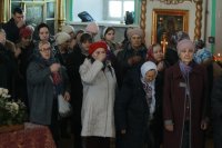 25-Епископ Амфилохий возглавил богослужения поминальной субботы в главном храме Семипалатинска