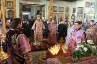 48-Епископ Амфилохий возглавил богослужения поминальной субботы в главном храме Семипалатинска