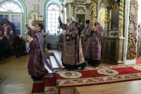 23-Служение епископа Амфилохия в Неделю Крестопоклонную