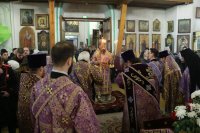 25-Служение епископа Амфилохия в Неделю Крестопоклонную