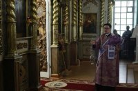 45-Служение епископа Амфилохия в Неделю Крестопоклонную