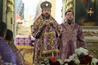 70-Служение епископа Амфилохия в Неделю Крестопоклонную