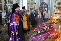 7-В день Воздвижения Креста Господня архиепископ Амфилохий совершил Божественную Литургию в соборе в честь Воскресения Христова