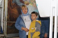 8-В день Воздвижения Креста Господня архиепископ Амфилохий совершил Божественную Литургию в соборе в честь Воскресения Христова