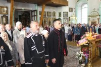 19-В день Воздвижения Креста Господня архиепископ Амфилохий совершил Божественную Литургию в соборе в честь Воскресения Христова